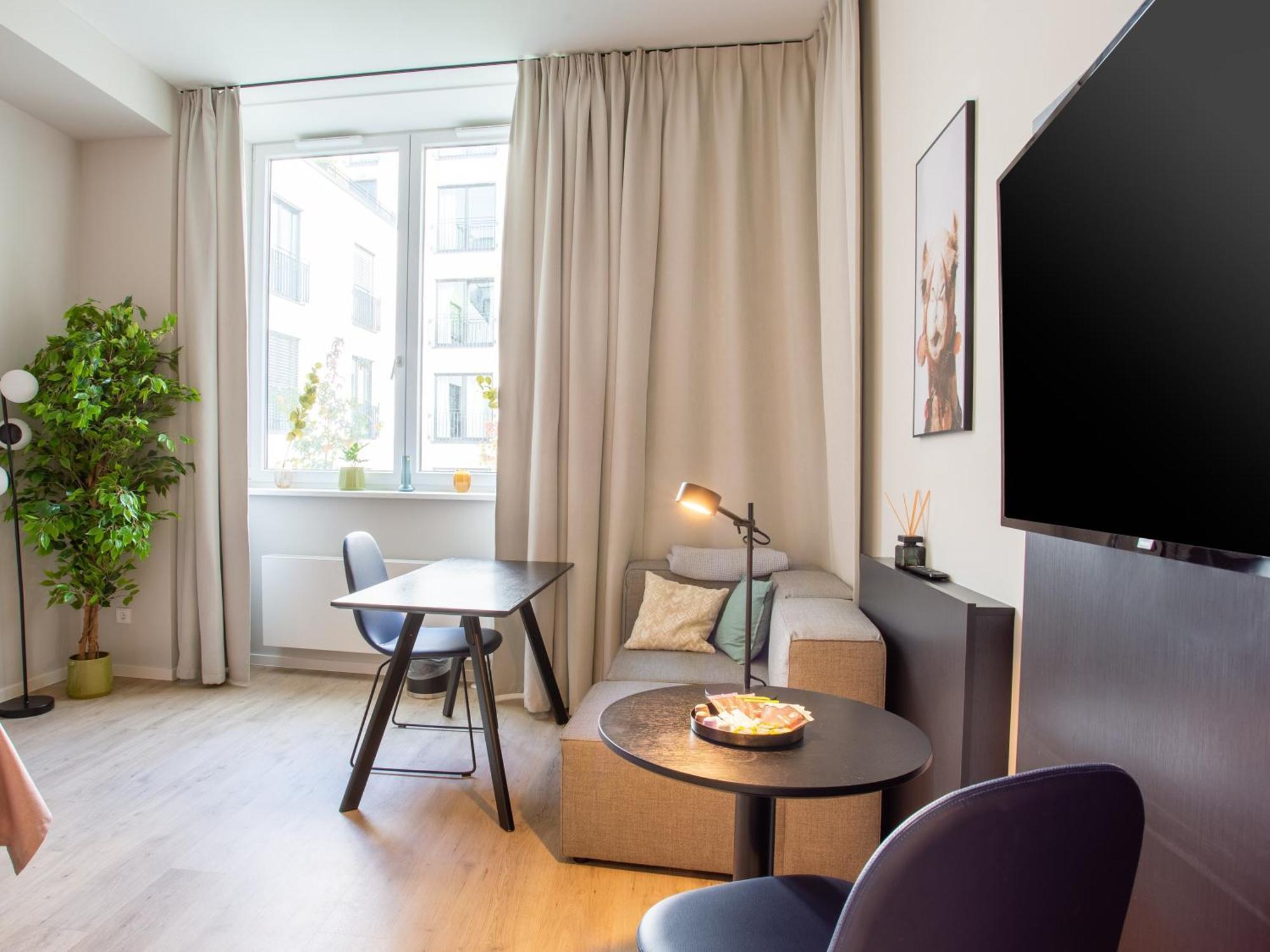 Limehome Duesseldorf Stresemannstrasse - Digital Access Phòng bức ảnh