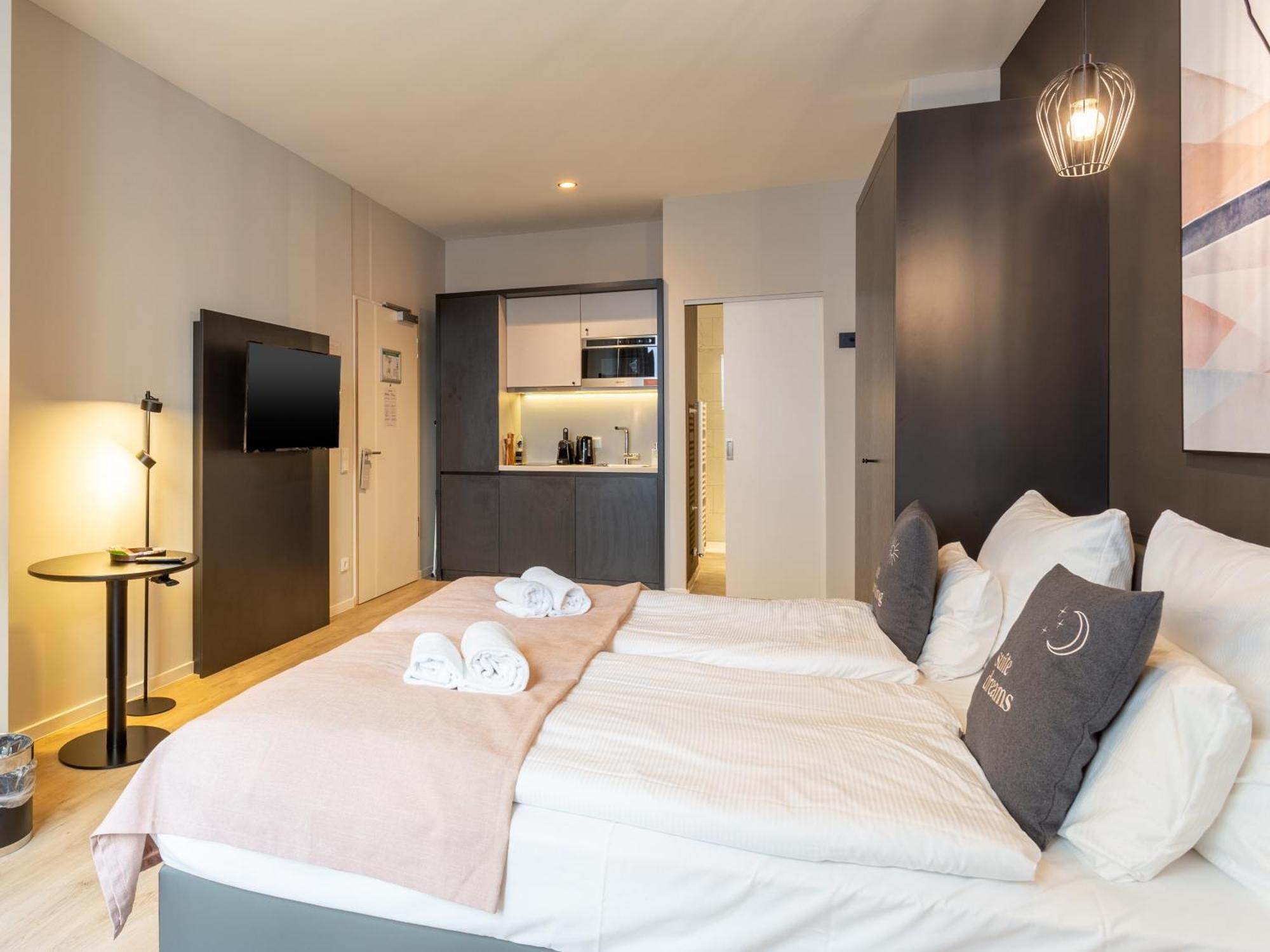 Limehome Duesseldorf Stresemannstrasse - Digital Access Phòng bức ảnh